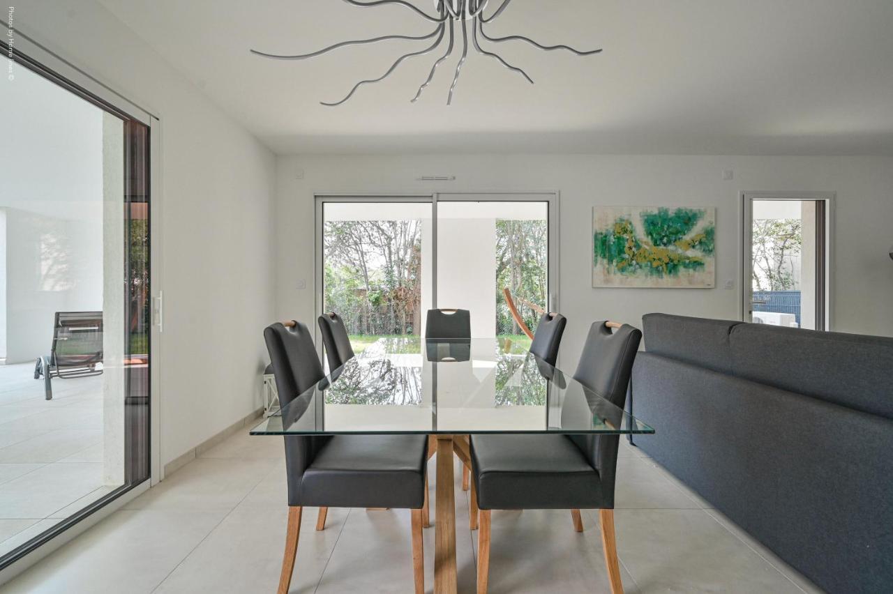 T3 Neuf - C13 - Jardin-Terrasse Et Piscine - Acces Direct Plages Et Centre Village Saint-Cyr-sur-Mer Kültér fotó