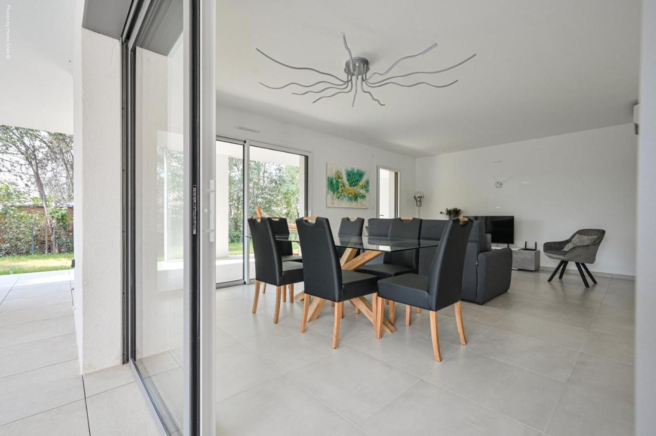 T3 Neuf - C13 - Jardin-Terrasse Et Piscine - Acces Direct Plages Et Centre Village Saint-Cyr-sur-Mer Kültér fotó